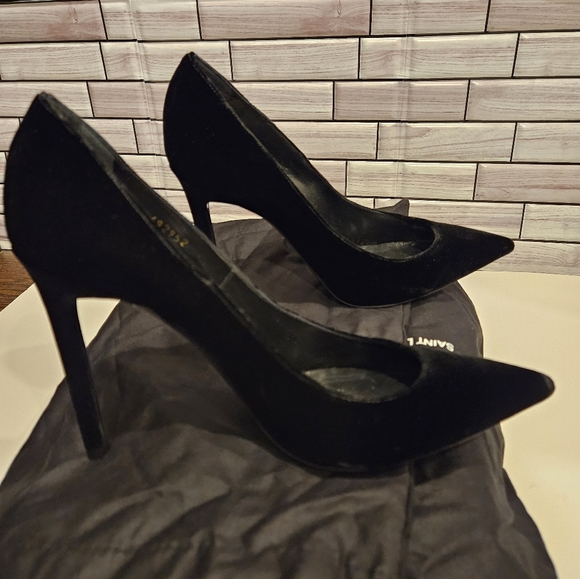 Woman's Saint Laurent Anja Pump - Picture 5 of 6